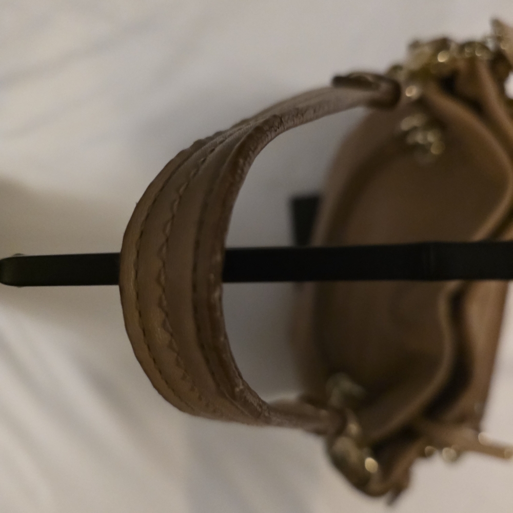 Coach Tan Vintage Leather Shoulder Bag (EUC) - Picture 4 of 9